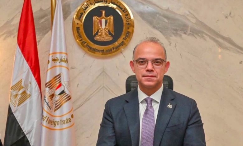 الدكتور محمد فريد وزير الاستثمار والتجارة الخارجية