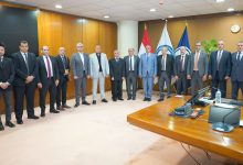المهندس صلاح عبد الكريم رئيس هيئة البترول خلال اعتماد عدد من الجمعيات العمومية