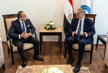 وزير البترول أثناء لقائه مع وفد شركة «هاليبرتون» العالمية