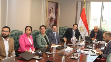 وزير الكهرباء والطاقة أثناء مباحثاته مع شركة سكاتك النرويجية