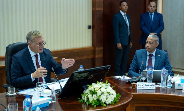 المهندس سيد الراوي رئيس شركة إنربك خلال أعمال الجمعية العمومية بحضور وزير البترول والثروة المعدنية