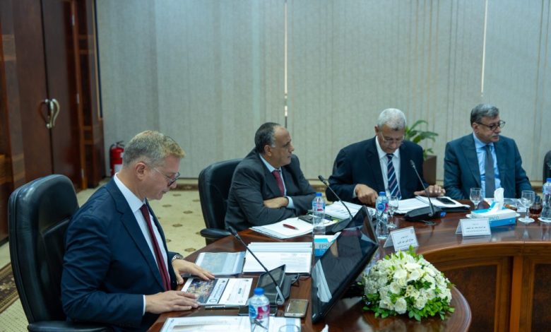 وزير البترول والثروة المعدنية أثناء الجمعية العمومية لشركة العمرية للتكرير
