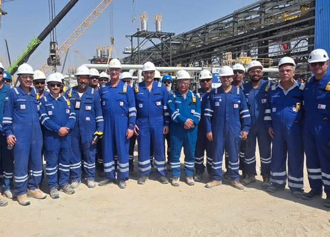 المهندس وليد لطفي رئيس «بتروجت» يتفقد مشروع «WAVE C3A» في الإمارات