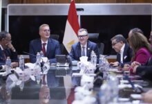 وزيرا التخطيط والبترول يبحثان تطورات أداء قطاع البترول