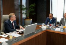 وزير البترول أثناء انعقاد الجمعية العمومية لشركة أنابيب البترول