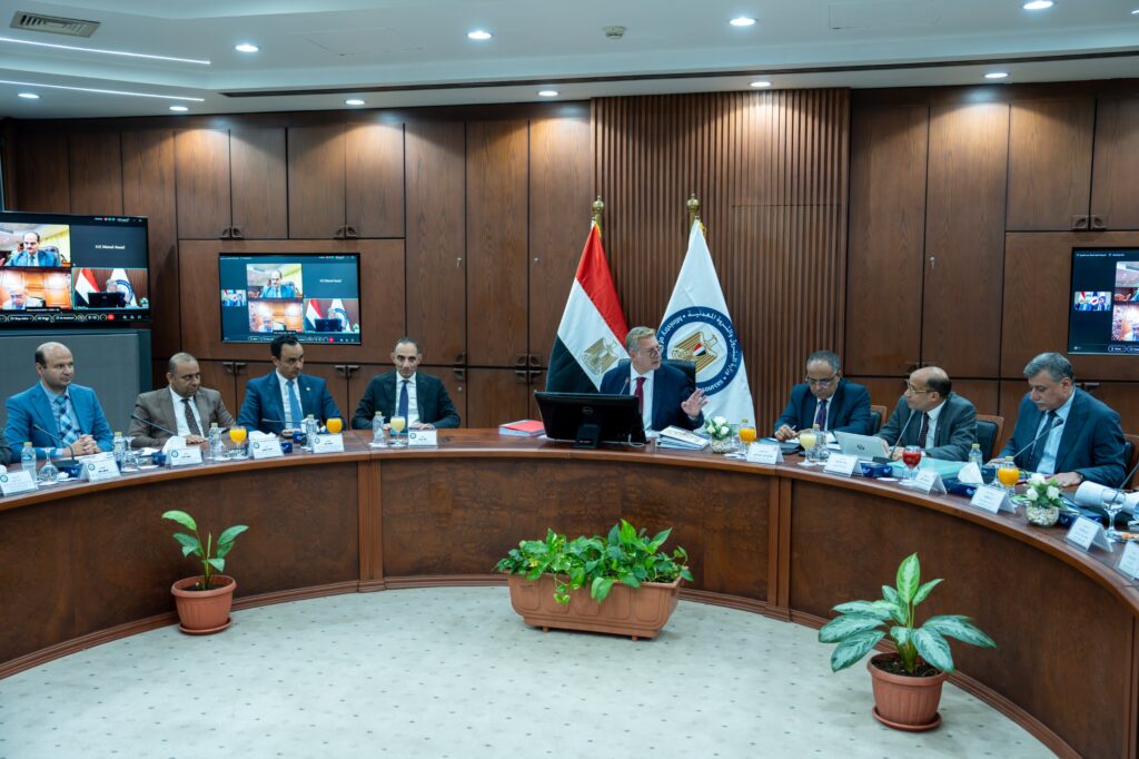 وزير البترول يشيد خلال الجمعية العمومية بأداء شركة مصر للبترول 