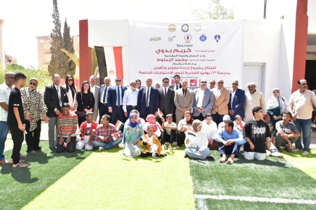 «قطاع البترول» يطلق مشروعات تنموية متعددة بـ «مطروح» 