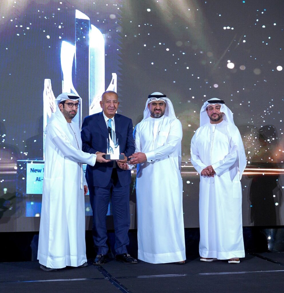 رجل السياحة كامل أبو علي يتسلم جائزة «إرث الضيافة الجديد» لعام 2026