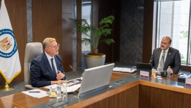 رئيس «إيكم» أثناء انعقاد الجمعية العمومية برئاسة المهندس كريم بدوي وزير البترول