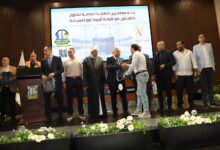 نقابة العاملين بالبترول تسلم 250 تأشيرة عمرة