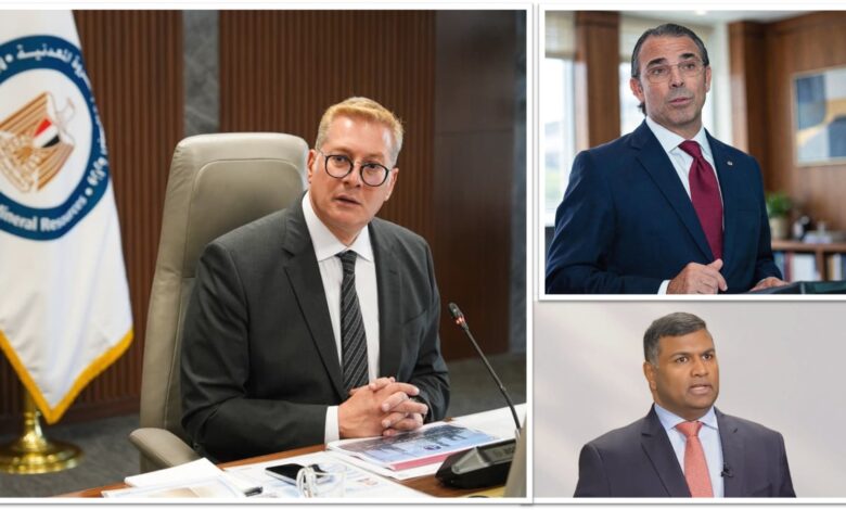 وزير البترول والثروة المعدنية أثناء الاجتماع