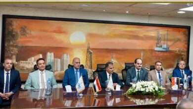 المهندس سيد سليم رئيس إيجاس خلال زيارته للشركة الحديثة للحفر برئاسة المهندس تامر صلاح