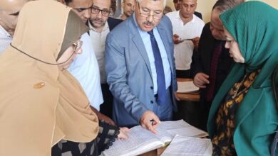 المهندس خالد غمري وقيادات جنوب الدلتا اثناء تفقد لوحة توزيع السنطة