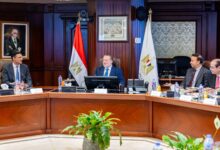 "المركزي" و"الصناعة" يطلقان صندوقًا بمليار جنيه لإعادة هيكلة المصانع المتعثرة