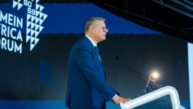 وزير البترول والثروة المعدنية أثناء قمة العلمين إفريقيا