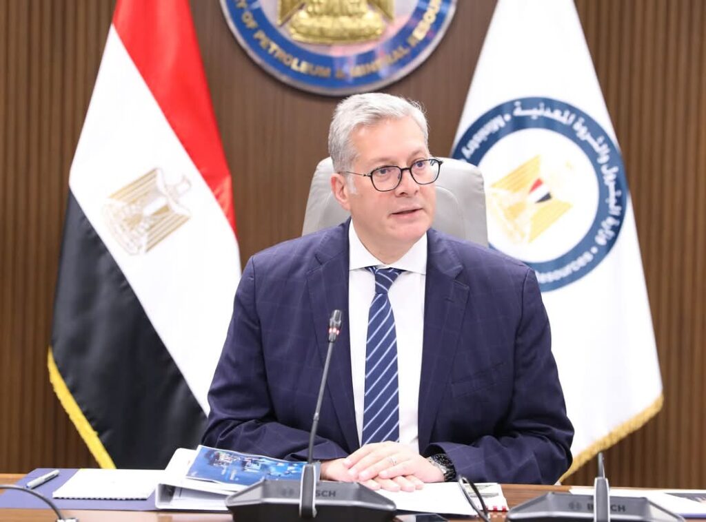 وزير البترول والثروة المعدنية المهندس كريم بدوي