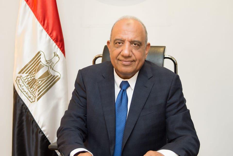 المهندس محمود عمصت وزير الكهرباء 