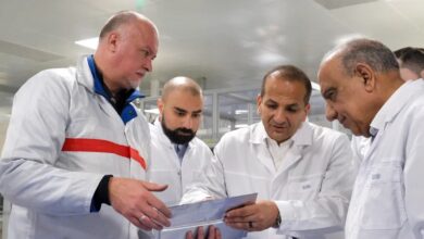 وزير الكهرباء يتفقد مصنع «رينيرا» الروسية لبطاريات الليثيوم وأنظمة تخزين الطاقة