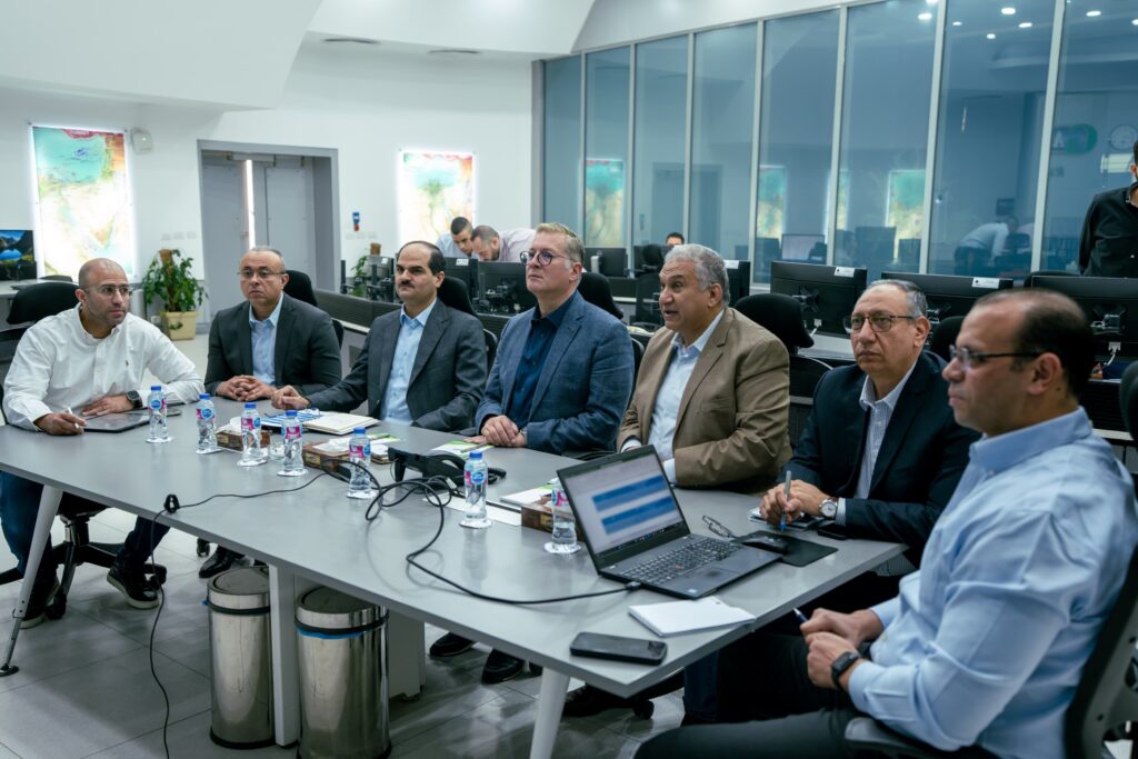 وزير البترول يتفقد مركز التحكم القومي للغاز